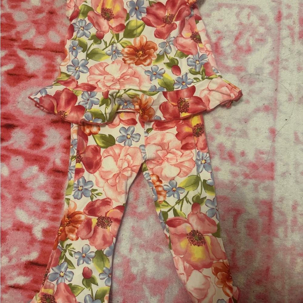 Girls floral top and pants